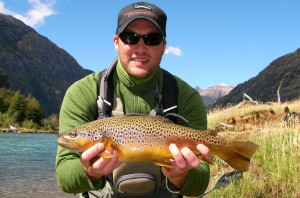 Paloma River Lodge - Fly FIshing for brown trout ifrom this small lodge in Southern Chile